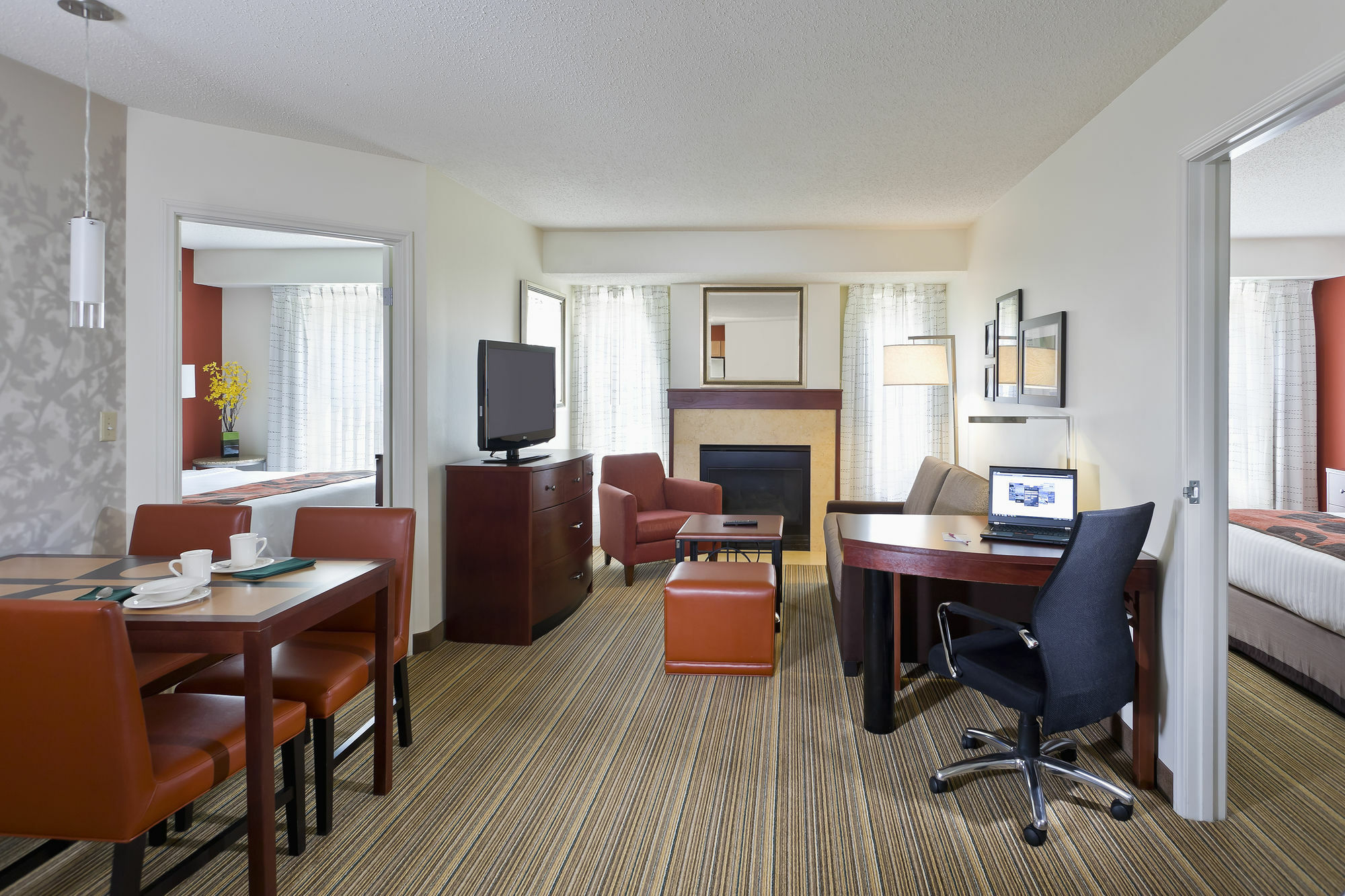 Residence Inn By Marriott Houston The Woodlands/Lake Front Circle Номер фото